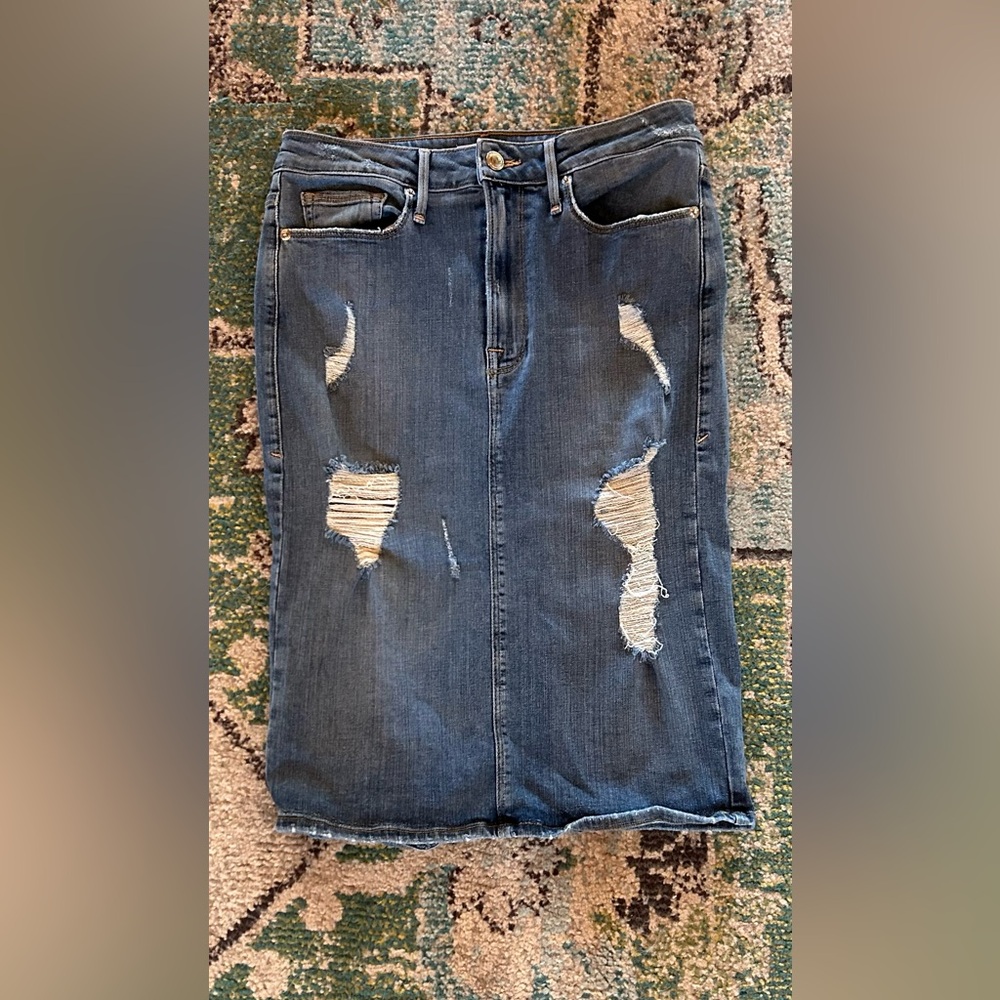 Good American Distressed Stretch Denim Skirt